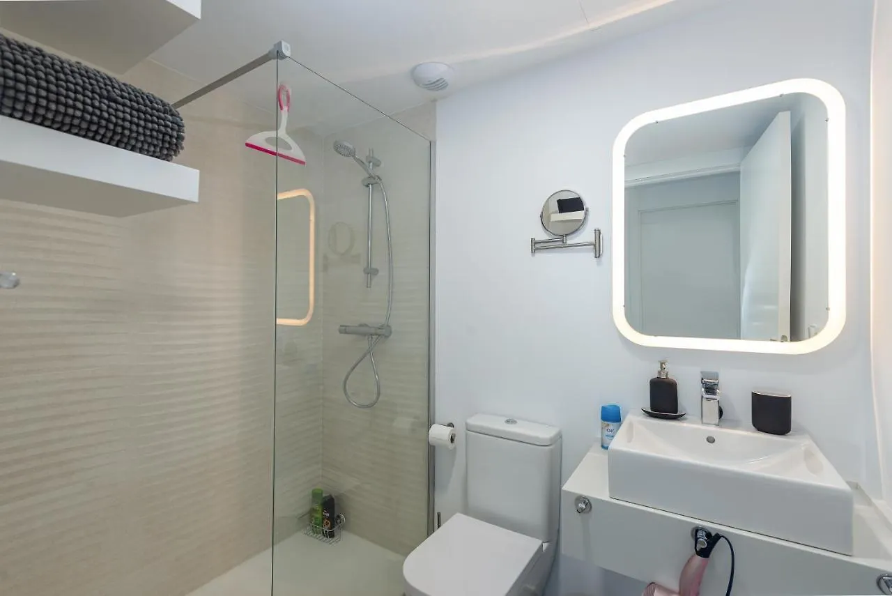 Serenity Collection Appartement 3 Chambres Chez Miriam إِستيبونا