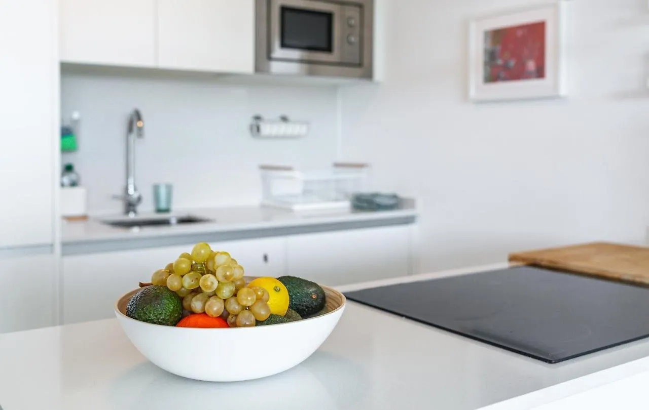 Serenity Collection Appartement 3 Chambres Chez Miriam إِستيبونا